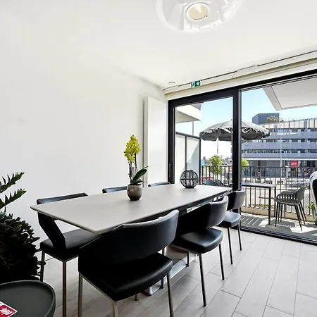 Station Square For 4 *